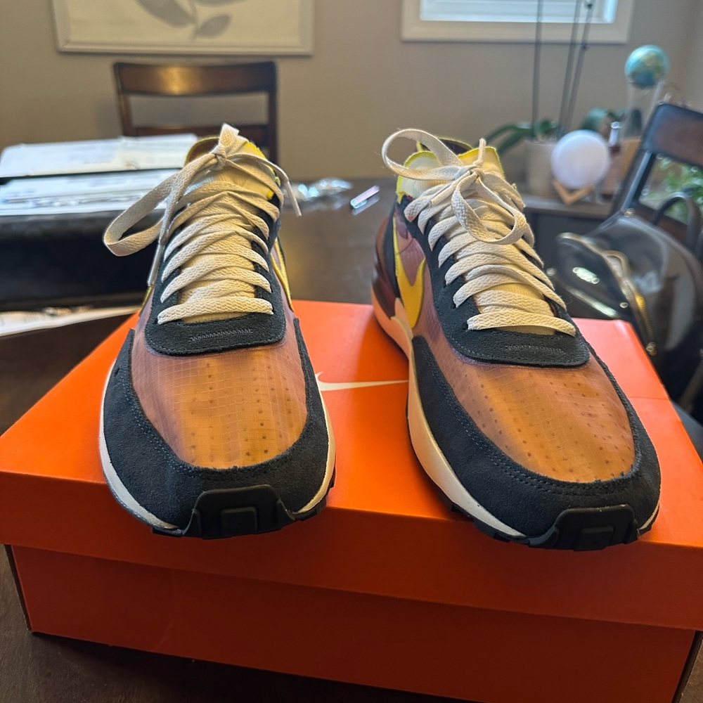 Very nice summer Nike sneakers
